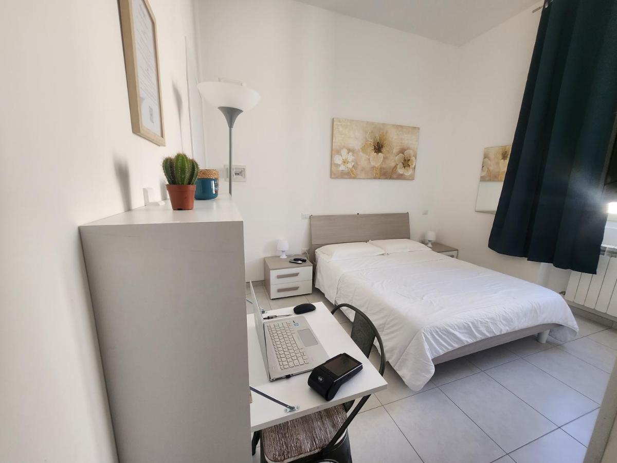 Hotel Dimora Rudiae Lecce Zewnętrze zdjęcie