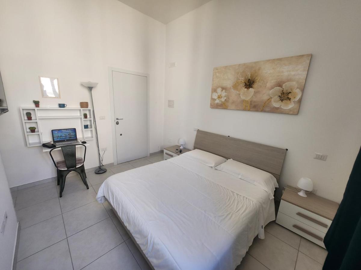 Hotel Dimora Rudiae Lecce Zewnętrze zdjęcie
